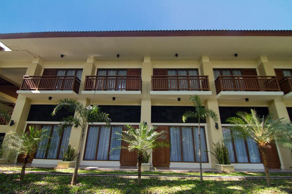 Grand Hap Solo Hotel Buitenkant foto