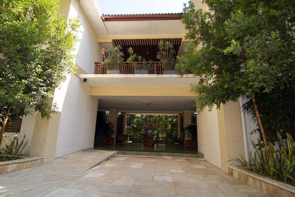 Grand Hap Solo Hotel Buitenkant foto