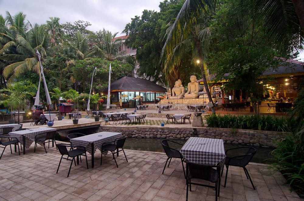 Grand Hap Solo Hotel Buitenkant foto