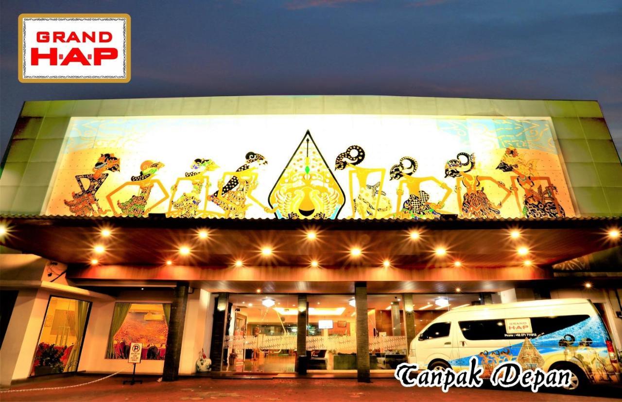 Grand Hap Solo Hotel Buitenkant foto